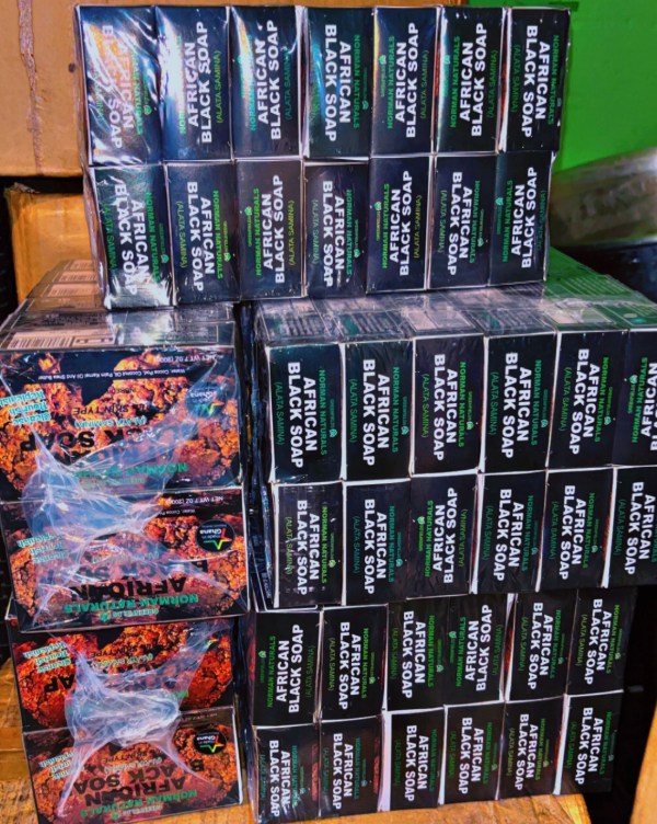 African Black soap (12*200g)